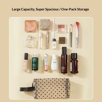 Grande Trousse de Maquillage en Maille Respirante Grande Capacité – Sac de Rangement Portable pour Rouge à Lèvres et Maquillage – Organisateur de Voyage Élégant pour Étudiants