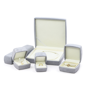 Boîtes à bijoux en daim doux haut de gamme personnalisées par le fournisseur, pour bagues, pendentifs, bracelets, coffrets pour cadeaux de mariage - Product Image 1