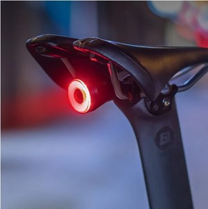 Accesorios para Bicicleta Luz Trasera IPx6 Impermeable LED USB Recargable con Freno Inteligente - Product Image 6