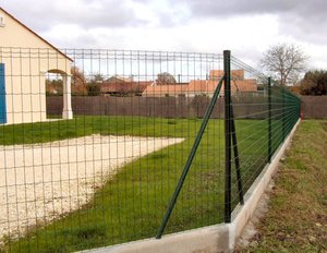Euro giardino recinzione filo cortile recinzione morbida 1.6/2.1mm rivestito in PVC rete saldata rotoli giardinaggio tessuto grillage cloture <span class=keywords><strong>valla</strong></span> - Product Image 6