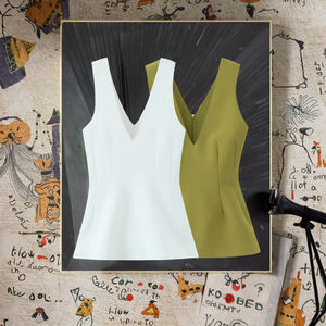 Débardeurs décontractés pour femmes, 2 coloris, col en V, tissu respirant, logo uni sur le devant, couleur personnalisée - Product Image 2