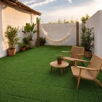 Dalles de gazon artificiel portables pour extérieur, panneaux de gazon réutilisables, système de fixation facile, modulaires, antidérapants, perméables à l'eau, durée de vie de 3 ans