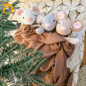 Mini Peluche de Ratón, Regalo para Baby Shower, Juguete de Animal de Ganchillo, Regalo de Primer Cumpleaños para Niños - Product Image 3