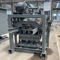 Machine à blocs creux semi-automatique hydraulique 4-40 pour la construction routière et la construction de bâtiments