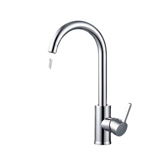 Grifo de Cocina Monomando Giratorio 360 Grados, Montaje en Encimera, Válvula Cerámica, 1.0-1.9 Galones/Minuto, Cuerpo de Cobre - Product Image 4