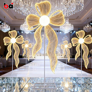 Nieuwe aanwinst: metalen bruiloftdecoratie loopbrug LED-lichtstandaard grote gouden wegwijzer podiumdecoratie bruiloftsfeest achtergrond - Product Image 3