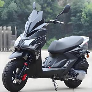 Fabrika doğrudan satış 4-Stroke 150 Cc benzinli Scooter ve 100 km/h yüksek hızlı benzinli motosiklet Scooter şehir Commuting için Ideal
