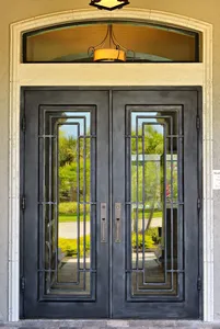 Porta d'Ingresso in Ferro Battuto a <span class=keywords><strong>Doppia</strong></span> <span class=keywords><strong>Anta</strong></span> - Emblemi Metallici Ornamentali e Telaio Rinforzato per Sicurezza e Decorazione Residenziale di Lusso - Product Image 4