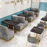 Ensemble de mobilier de restaurant moderne avec canapé en bois, banquette en cuir et tissu, table et chaises pour hôtel et cuisine