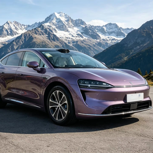 Zhijie R7 EV Max 2026 - Auto Eléctrico de Alto Rendimiento, Velocidad de 200 km/h, Autonomía de 667 km, Batería de 80 kWh, Carga Rápida, SUV de 5 Plazas - Product Image 1