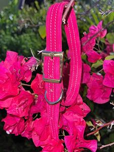 ปลอกคออิตาลีสีชมพูของขวัญที่สมบูรณ์แบบสำหรับเจ้าของ-หนังกลับแท้และฮาร์ดแวร์เคลือบทองปลอกคอสุนัข - Product Image 2