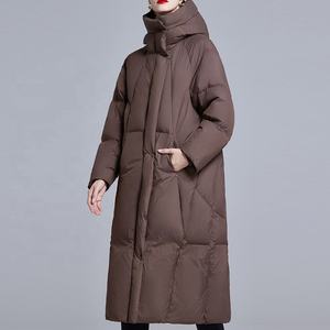 Blouson d'hiver pour <span class=keywords><strong>femme</strong></span> Boying 2025, nouveau, long, à capuche, épais, ample, coupe ajustée, uni, teint, en duvet de canard blanc - Personnalisable - Product Image 3