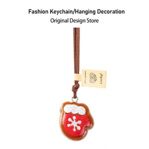 Pendentif Père Noël créatif en forme de bretzel de Noël, accessoire de sac écologique, décoration DIY faite main, tendance et de niche - Product Image 3