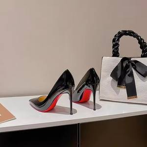 2025 नई लक्जरी महिलाओं 7 सेमी लाल सोल्स प्लेटफॉर्म नीचे उच्च हील्स पंप पतली सांस लेने वाली एड़ी के साथ सुरुचिपूर्ण चमड़े के जूते - Product Image 5