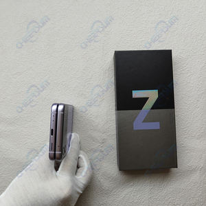 Venta al por Mayor de Teléfono Z Flip3 5G Original con 8GB de RAM y 256GB/128GB de ROM, Plegable y con Desbloqueo Facial - Product Image 6