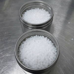 Granulés de résine vierge en polypropylène homopolymère de qualité médicale et alimentaire, matière première plastique pour moulage, haute résistance aux températures - Product Image 1