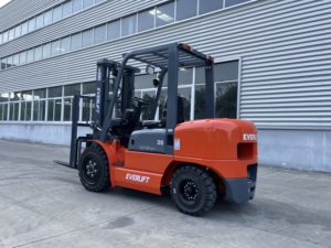 Montacargas de Combustión Interna con Tecnología Equivalente a KOMATSU - Transporte de Equipos de Energía Eólica Directo de Fábrica - Product Image 5