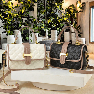 High Quality Luxury PU Waterproof Women's Messenger Bags Custom Fashionable <b>Shoulder</b> Bags Chain Pearl Embroidery Bow Diamonds - Product Image 3