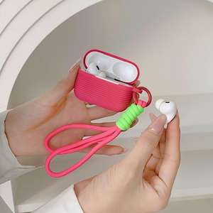 Nouvel étui pour écouteurs Apple en silicone souple avec sangle de poignet pour AirPods, étui portable en silicone souple au toucher doux - Product Image 3