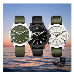 Montre de plongée solaire de luxe écologique de marque supérieure pour hommes, montre-bracelet étanche lumineuse, logo personnalisé, fabricants de montres pour hommes - Product Image 1