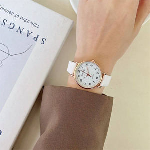 Women's simple luminous quartz <b>watch</b> for middle school students. - Product Image 4