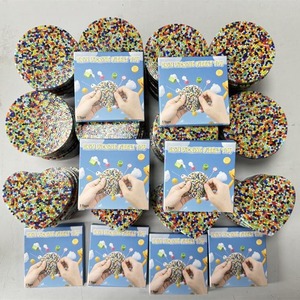 Juguete Antiestrés de Silicona Redondo de 8.5 cm para Niños de 8 a 13 Años, Juguete Unisex para Apretar - Product Image 1