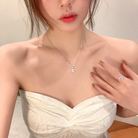 Collier pendentif en zircon étincelant de style coréen pour femme, chaîne de cou élégante et luxueuse, bijoux de mode pour usage quotidien, accessoires cadeaux