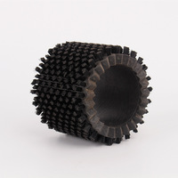 Brosse cylindrique à poils PBT rotatifs POM, assemblage en dents de scie industriel personnalisé pour le nettoyage