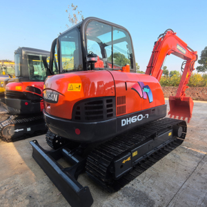 Cheap Used Original Doosan DH60 6Ton Second <b>Hand</b> <b>Mini</b> Excavator Multifunction Equipment Thumb Attachment - Product Image 1