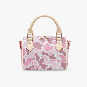 Novo Bestseller Bolsa Cilíndrica Personalizada com Logo em Estampa Camo Rosa Pastel, Bolsa de Couro PU para Uso Diário - Product Image 1