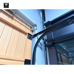 <span class=keywords><strong>Porte</strong></span> de <span class=keywords><strong>garage</strong></span> sectionnelle en aluminium intégrée au mur, moderne, à grain de bois clair, à rainures verticales, sans joint - Product Image 6