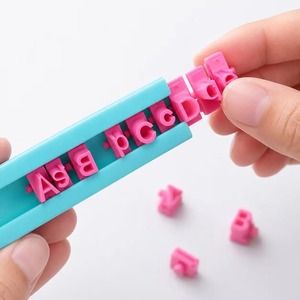Stampi per lettere dell'alfabeto, stencil per goffratura, stampi per pasta di zucchero, fondente, biscotti, stampi per cottura, timbri per ceramica - Product Image 5