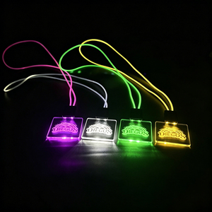 Badge lumineux LED clignotant rechargeable USB personnalisé pour bar, concert, festival, travail, carte d'identité, carte de visite, avec cordon - Product Image 6