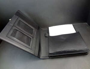 Porte-documents de <span class=keywords><strong>voiture</strong></span> en cuir Pu noir personnalisé Faux cuir <span class=keywords><strong>Organisateur</strong></span> de fichiers de véhicule avec logo deboss - Product Image 4