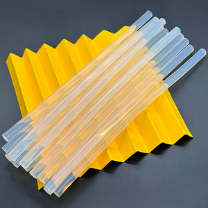 Colle liquide UV en gros directement de l'usine, colle thermofusible transparente pour pistolet à colle, pour applications artisanales, principalement acrylique et époxy - Product Image 4