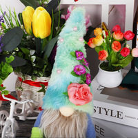 Figurine créative sans visage en tissu polyester, motif rose de la Fête des Mères, avec chapeau bleu et cœur, représentant une vieille femme de la forêt, pour décoration intérieure