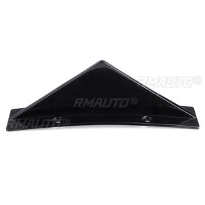 Juego de Difusores Universales para Parachoques Trasero de Coche, Alerón Tipo Aleta de Tiburón para Benz W205 W204 W203 W211 W212 W117 C117 W176 C63 E63 - Product Image 5