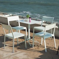 Ensemble table et chaises de café d'extérieur modernes, durables et imperméables, petite table de bar en fer pour jardin et cour, mobilier d'extérieur