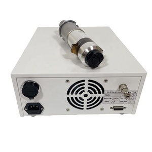 Generador Ultrasónico <span class=keywords><strong>y</strong></span> Amplificador de Sensor de Soldadura de 200W 20Khz con 1 Año de Garantía para Unir Láminas Gruesas de Nylon - Product Image 2