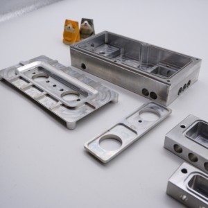 CNC Sản xuất nhà cung cấp công ty nguyên mẫu quay phay thép không gỉ máy chính xác tùy chỉnh các bộ phận công - Product Image 4