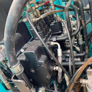 Excavadora sobre orugas Kobelco SK75 de 7,5 toneladas, maquinaria de construcción usada eficiente, equipo de movimiento de tierras fiable a la venta - Product Image 4