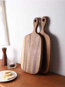 Tabla de Cortar de Madera Pulida y Lisa Diseñada con Madera de Acacia y Mango que Proporciona una Durabilidad Ecológica - Product Image 4