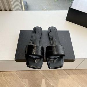 Nuevas Sandalias de Diseño para Mujer, Verano 2026, Elegantes y Modernas, Planas, Ligeras, para Exteriores - Product Image 2