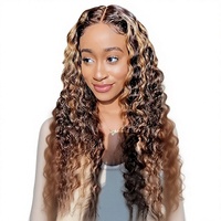 Perruque Lace Frontale 13x4 pour Femme, Courte Bouclée avec Mèches, pour Coiffure Longue Ondulée Naturelle, en Fibre Haute Température, Aspect Naturel