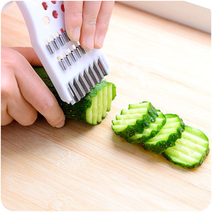 Multifunctional <b>Vegetable</b> Peeler Grater Stainless Steel Blade PP Material 3 Pieces Kitchen <b>Tool</b> for <b>Fruits</b> <b>Vegetables</b> - Product Image 3