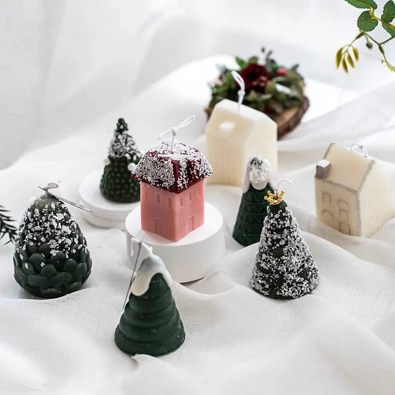 wholesale Christmas gift shaped candle Lovely decorative scented candle