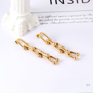 Pendientes Largos Elegantes y Populares de Acero Inoxidable con Baño de Oro de 18K y Diseño Gráfico Sofisticado para Mujer, Pendientes Colgantes Encantadores - Product Image 4