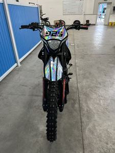 <span class=keywords><strong>มอเตอร์ไซค์</strong></span>วิบากแบบ Enduro ขนาด 300 ซีซี สูบเดียว 4 จังหวะ ระบายความร้อนด้วยอากาศ ความเร็วเกิน 80 กม./ชม. ดีไซน์ประหยัดน้ำมัน - Product Image 3