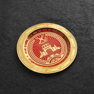 Plaques métalliques avec logo personnalisé logo commémoratif en <span class=keywords><strong>métal</strong></span> plaqué or <span class=keywords><strong>moule</strong></span> en alliage de zinc coulée trophée de plaque en émail souple - Product Image 5