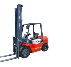 Montacargas Diésel Heli K30 Usado de 3 Toneladas con Alcance de 5 Metros, Eficiente Energéticamente, a Buen Precio, para Manejo Sostenible de Materiales - Product Image 1